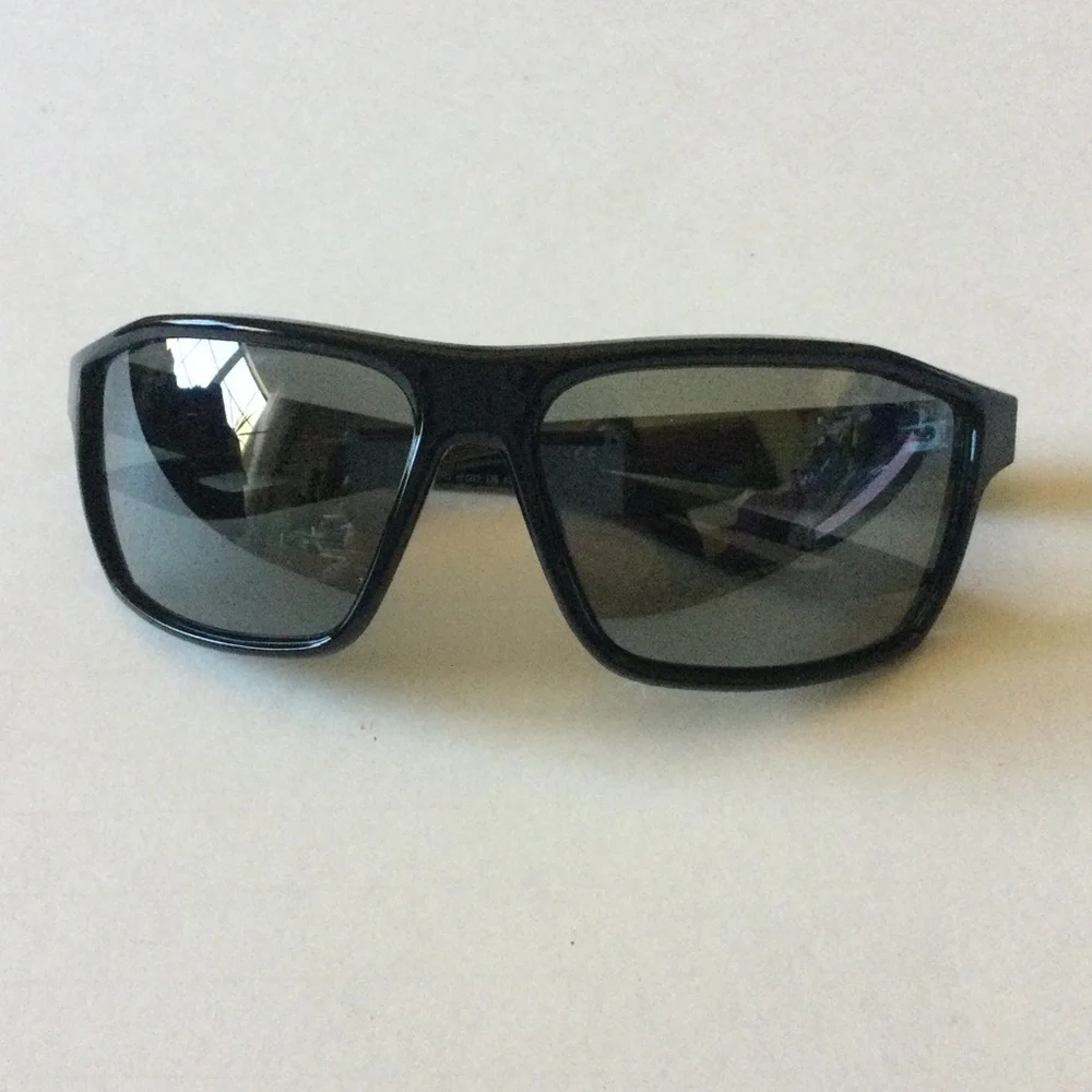 NIKE NIKE LEGEND EV0940 SUNGLASSES BLACK/VOLT SWOOSH GREY LENSES NWOT